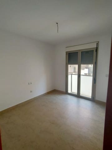 3 quarto Apartamento para venda em Las Piscinas Naturales, Torrevieja - 329 900 € (Ref: 9586190)