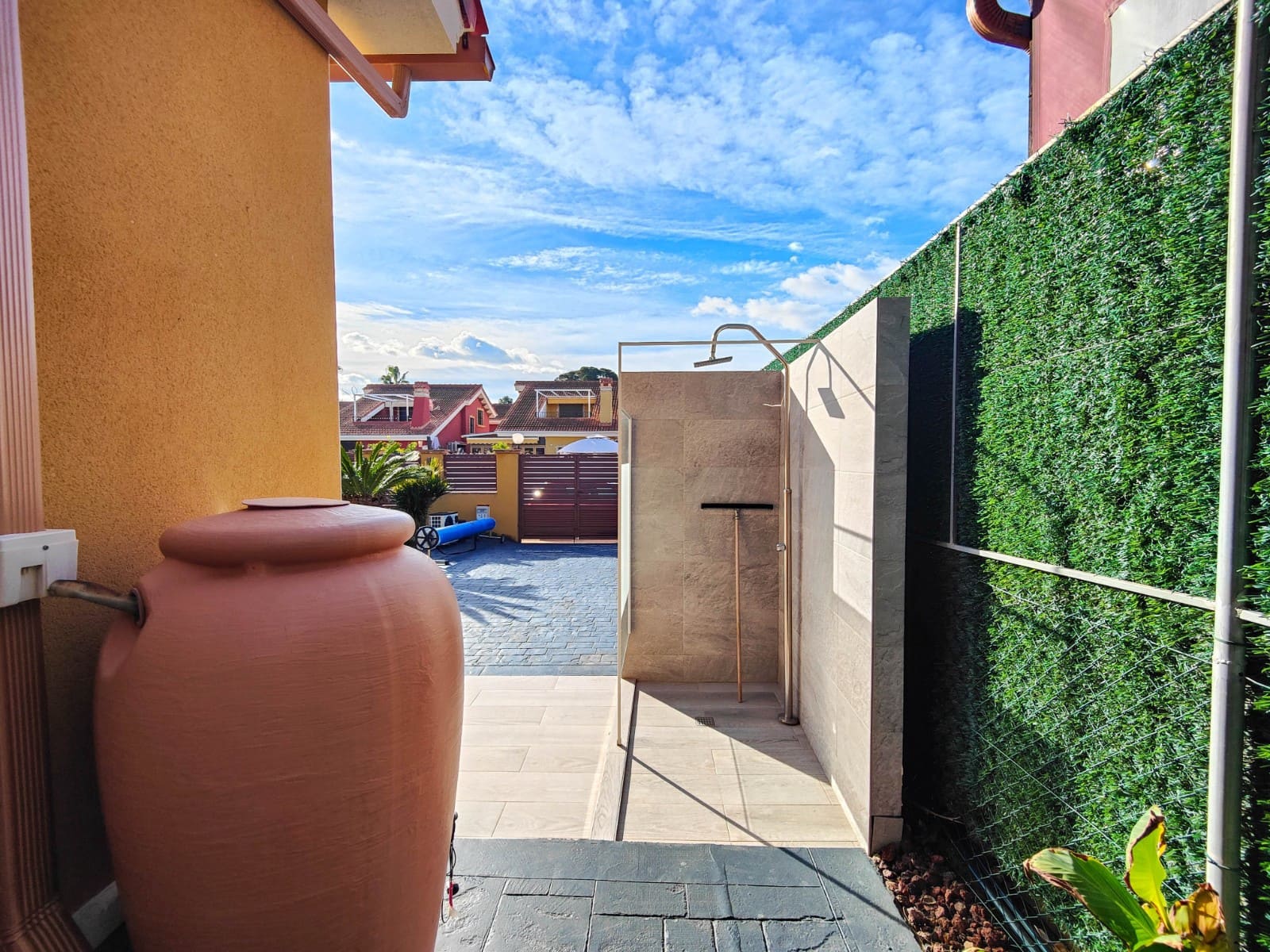 3 makuuhuone Huvila myytävänä paikassa Guardamar del Segura mukana uima-altaan 
autotalli - 365 000 € (Ref: 9586193)