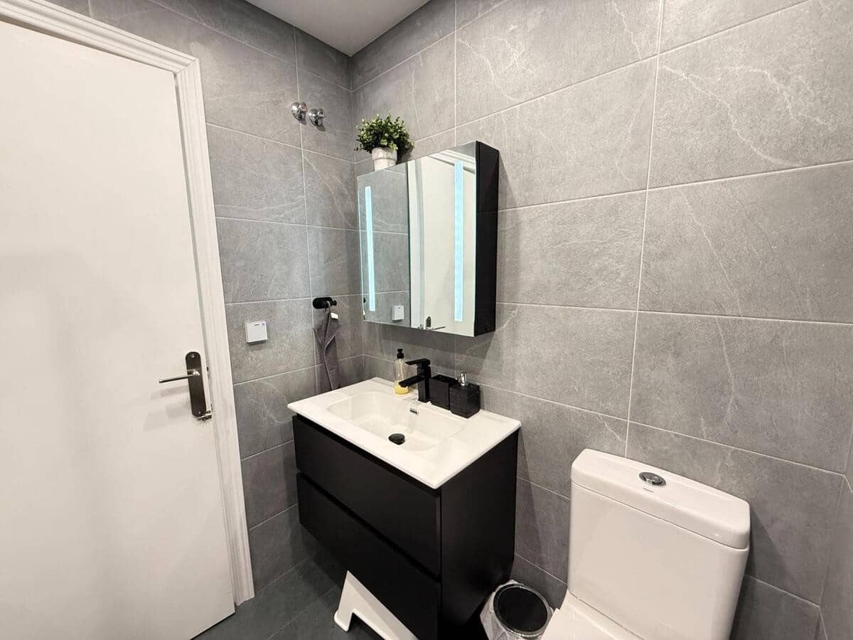 4 chambre Appartement à vendre à Torrevieja - 175 000 € (Ref: 9586203)