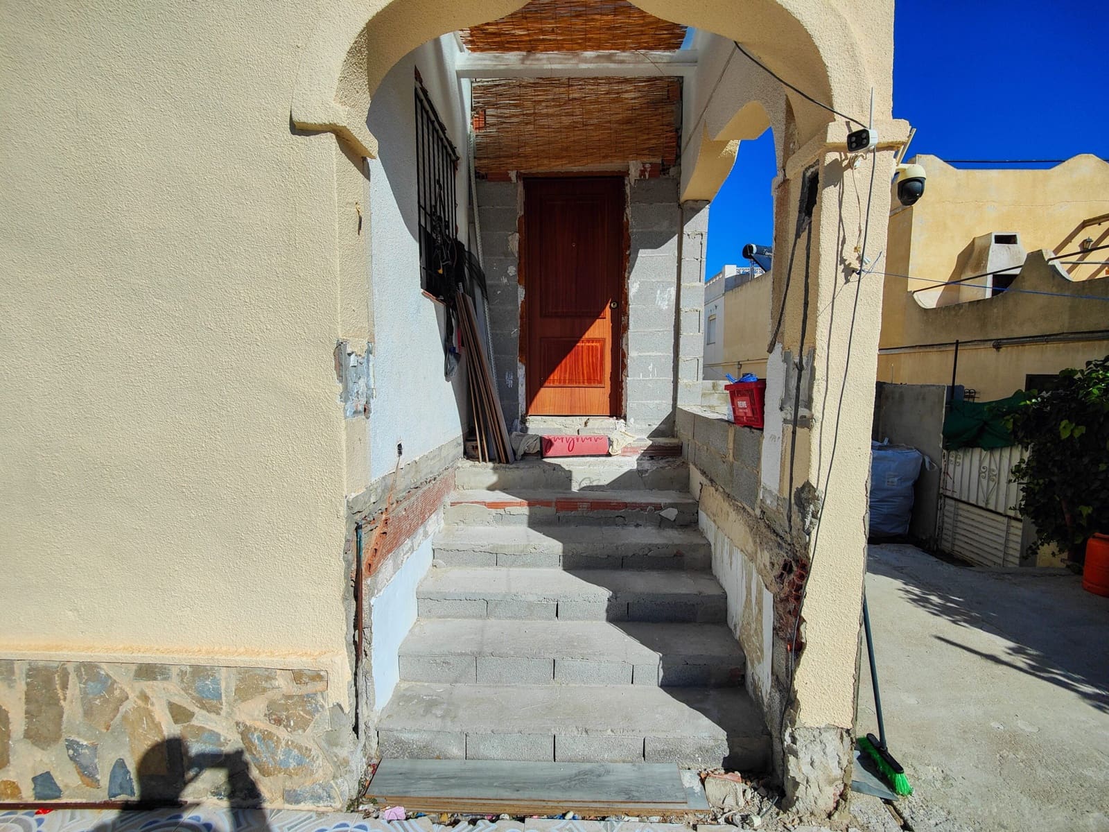 4 bedroom Townhouse for sale in San Miguel de Salinas with pool - € 189,900 (Ref: 9586208)