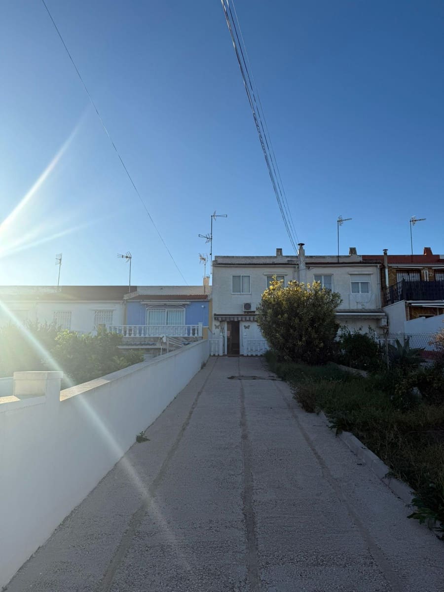 3 chambre Maison de Ville à vendre à Torrevieja avec garage - 196 000 € (Ref: 9591109)