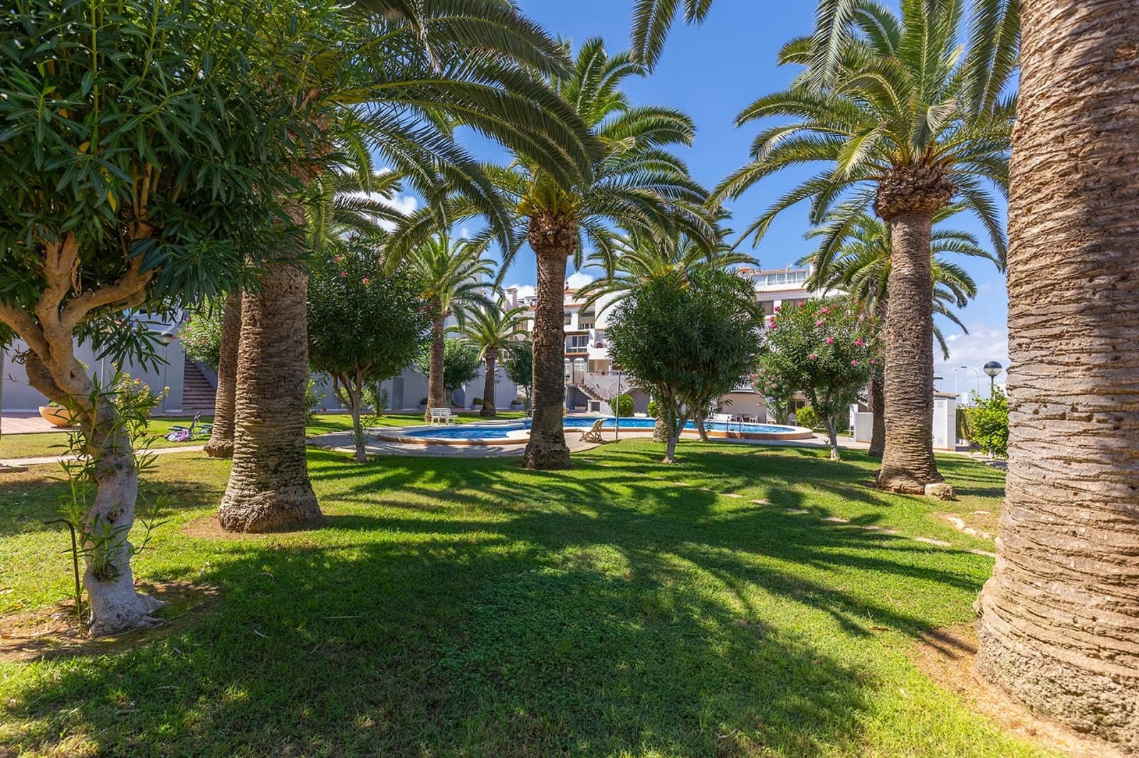 1 quarto Penthouse para venda em Torrevieja - 169 500 € (Ref: 9591111)