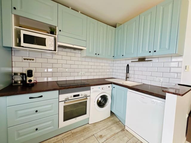 2 soverom Leilighet til salgs i Miramar - Torre del Moro, Torrevieja med svømmebasseng - € 250 000 (Ref: 9591113)