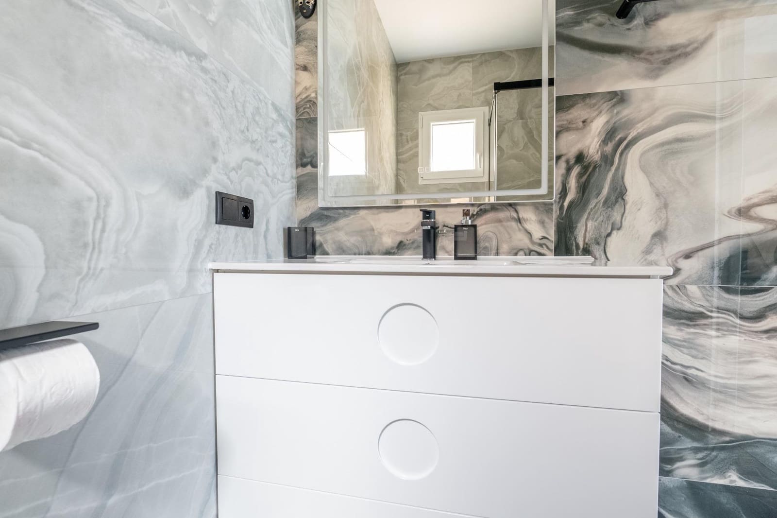 4 Zimmer Haus zu verkaufen in Torrevieja mit Pool - 529.000 € (Ref: 9591116)