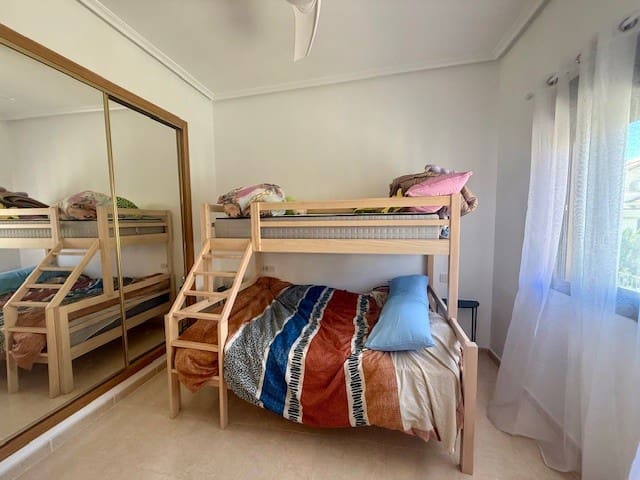 3 soverom Hus til salgs i San Miguel de Salinas med svømmebasseng garasje - € 230 000 (Ref: 9594913)