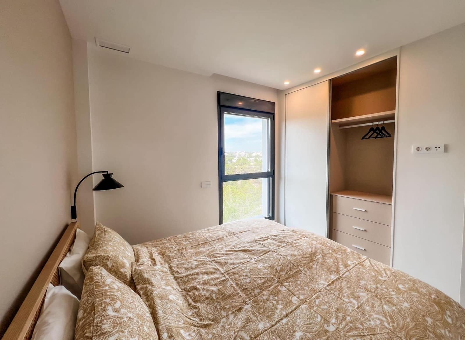 2 soveværelse Lejlighed til salg i Orihuela Costa med swimmingpool - € 395.000 (Ref: 9599396)