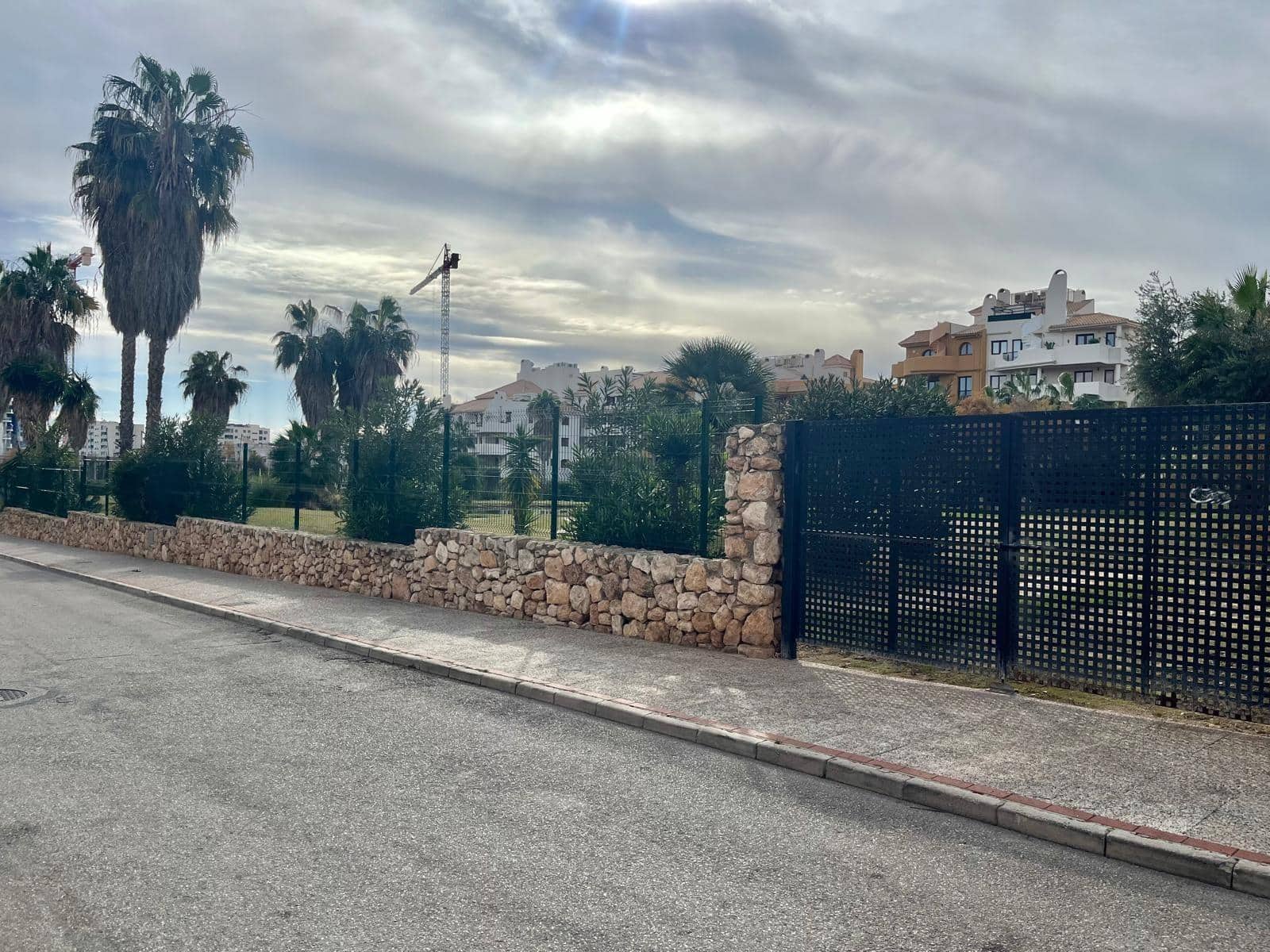 2 soveværelse Bungalow til salg i Torrevieja med swimmingpool - € 245.000 (Ref: 9599399)