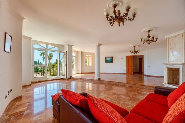 Chalet de 9 habitaciones en Torremuelle, Benalmádena en venta con piscina garaje - 2.999.000 € (Ref: 9599401)