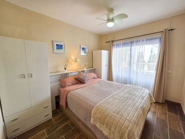 2 slaapkamer Appartement te koop in La Duquesa / Puerto de la Duquesa, Manilva - € 369.000 (Ref: 9599402)