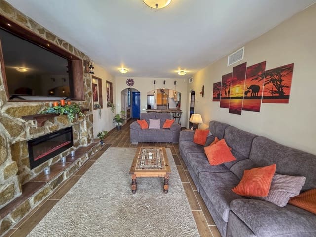 2 slaapkamer Appartement te koop in La Duquesa / Puerto de la Duquesa, Manilva - € 369.000 (Ref: 9599402)