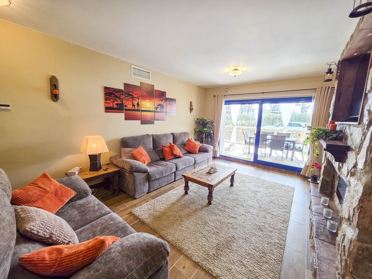 2 chambre Appartement à vendre à La Duquesa / Puerto de la Duquesa avec piscine - 369 000 € (Ref: 9599402)