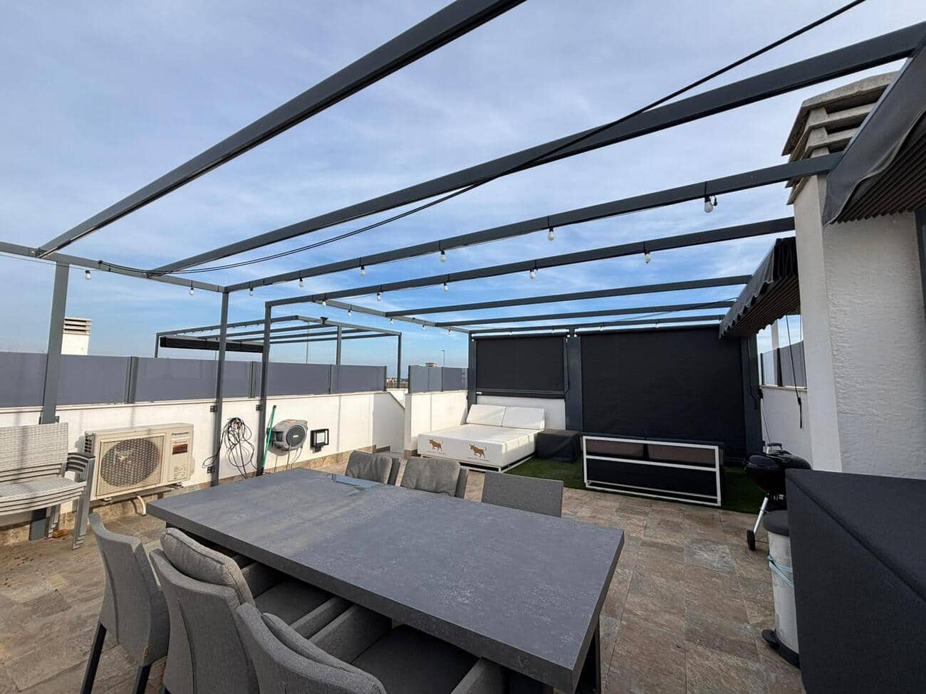 2 Zimmer Apartment zu verkaufen in Pilar de la Horadada mit Pool - 255.000 € (Ref: 9599404)