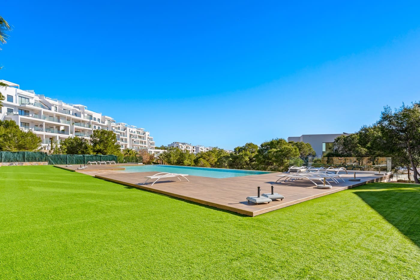 2 quarto Penthouse para venda em Las Colinas Golf com piscina - 460 000 € (Ref: 9601158)