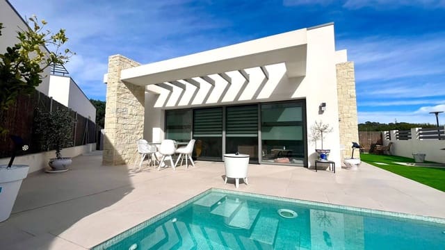 3 Zimmer Villa zu verkaufen in San Miguel de Salinas - 525.000 € (Ref: 9601160)