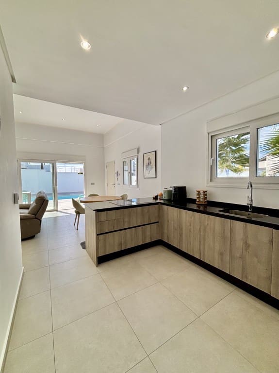 3 chambre Villa/Maison à vendre à Benijofar - 569 500 € (Ref: 9602619)