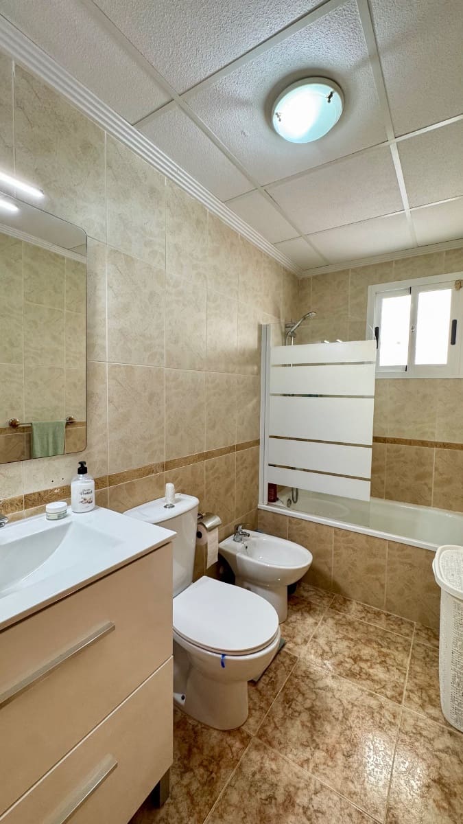 2 makuuhuone Huoneisto myytävänä paikassa Orihuela Costa - 174 900 € (Ref: 9604861)