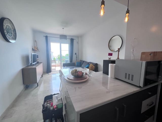 2 chambre Villa/Maison Semi-Mitoyenne à vendre à Manilva avec piscine garage - 215 000 € (Ref: 9604865)