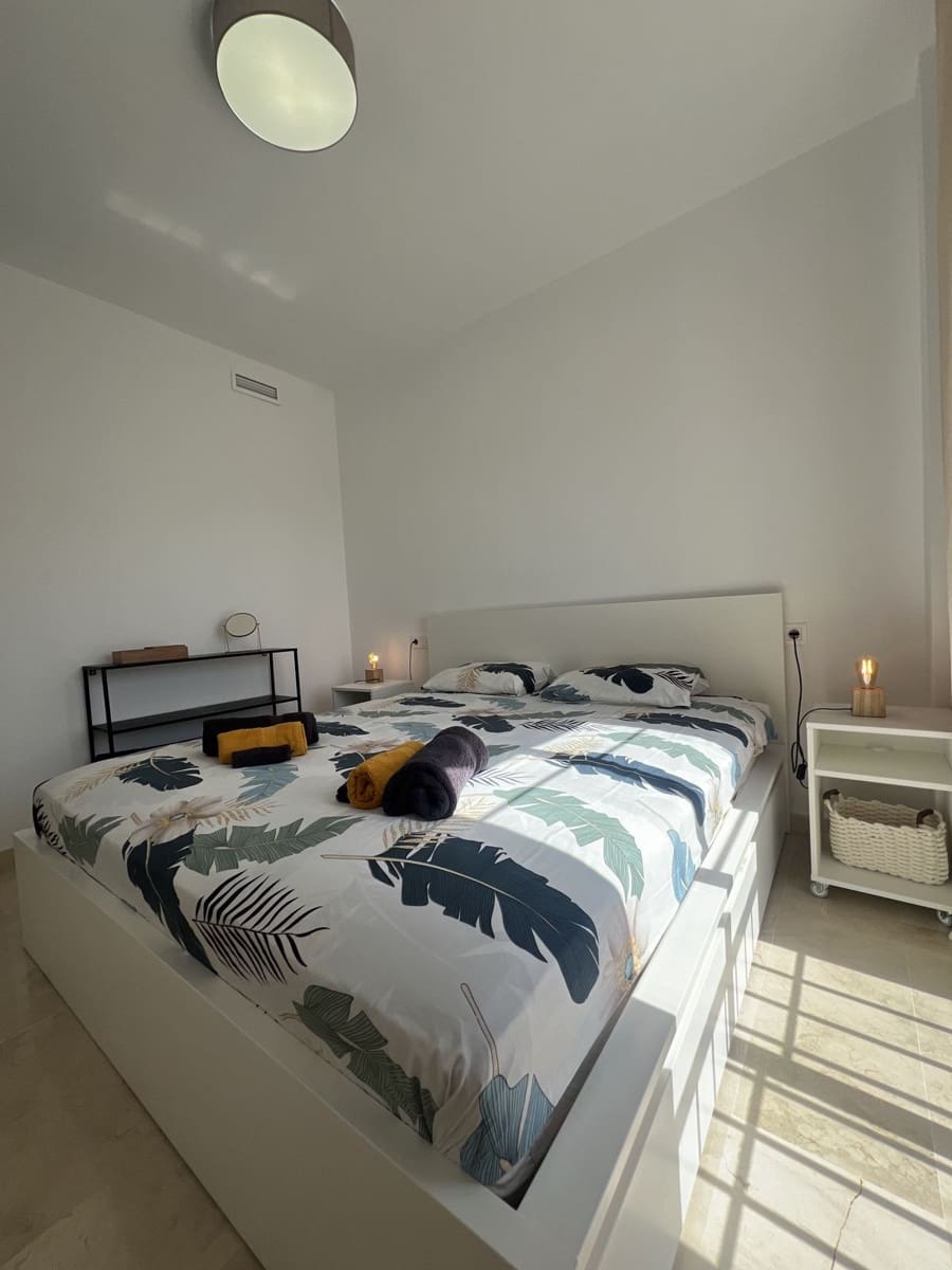 2 chambre Villa/Maison Semi-Mitoyenne à vendre à Manilva avec piscine garage - 215 000 € (Ref: 9604865)