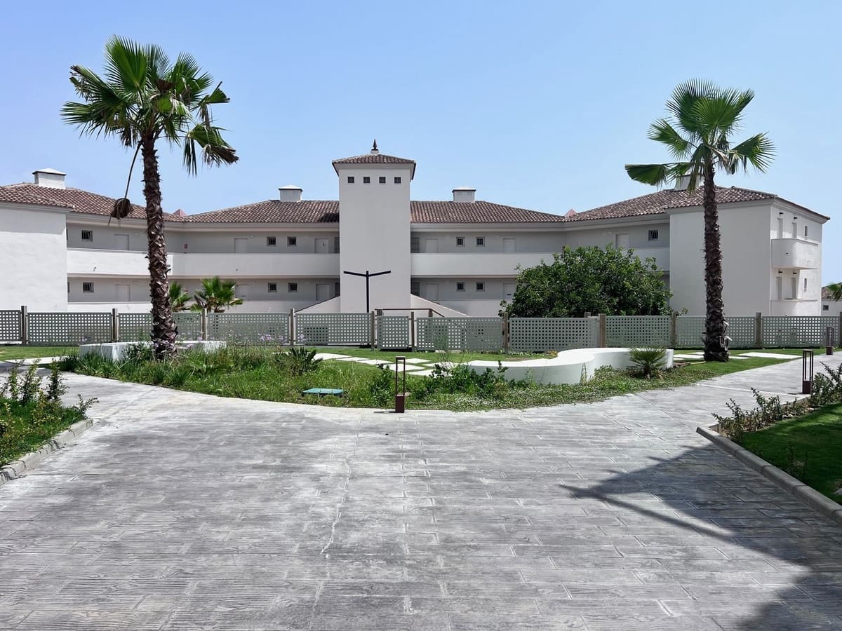 2 chambre Villa/Maison Semi-Mitoyenne à vendre à Manilva avec piscine garage - 215 000 € (Ref: 9604865)