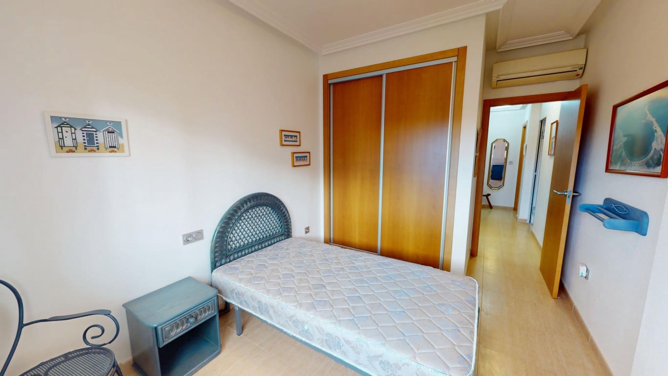 4 slaapkamer Halfvrijstaande villa te koop in Los Alcazares met zwembad garage - € 350.000 (Ref: 9607970)