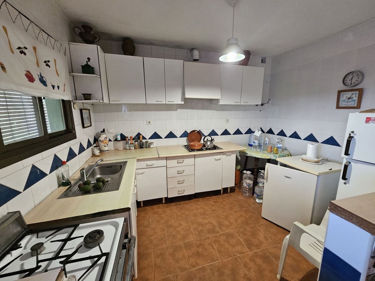 2 makuuhuone Bungalow myytävänä paikassa Casares mukana uima-altaan - 310 000 € (Ref: 9607971)