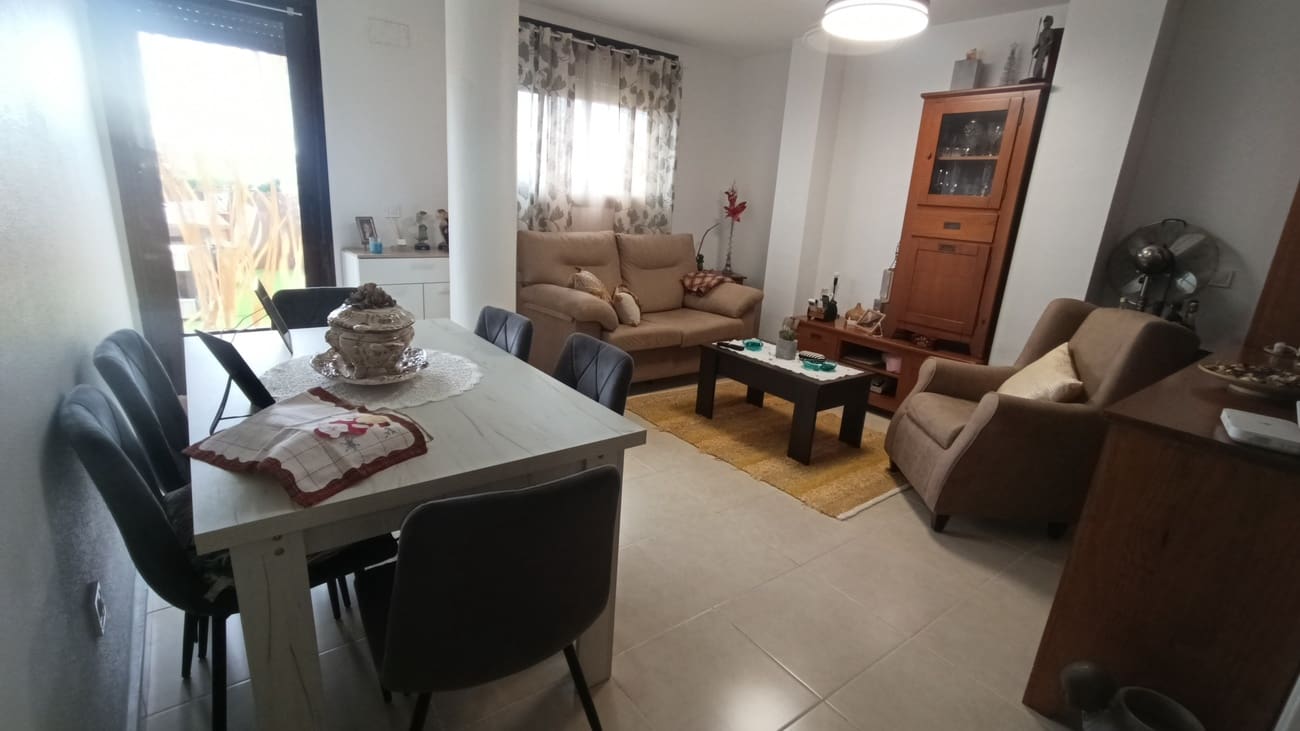 2 bedroom Apartment for sale in Sucina with pool - € 156,000 (Ref: 9611325)