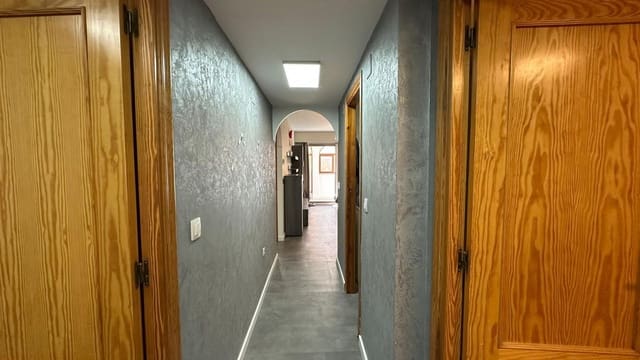 Apartamento de 3 habitaciones en Parque de las Naciones, Torrevieja en venta con piscina - 169.900 € (Ref: 9611331)