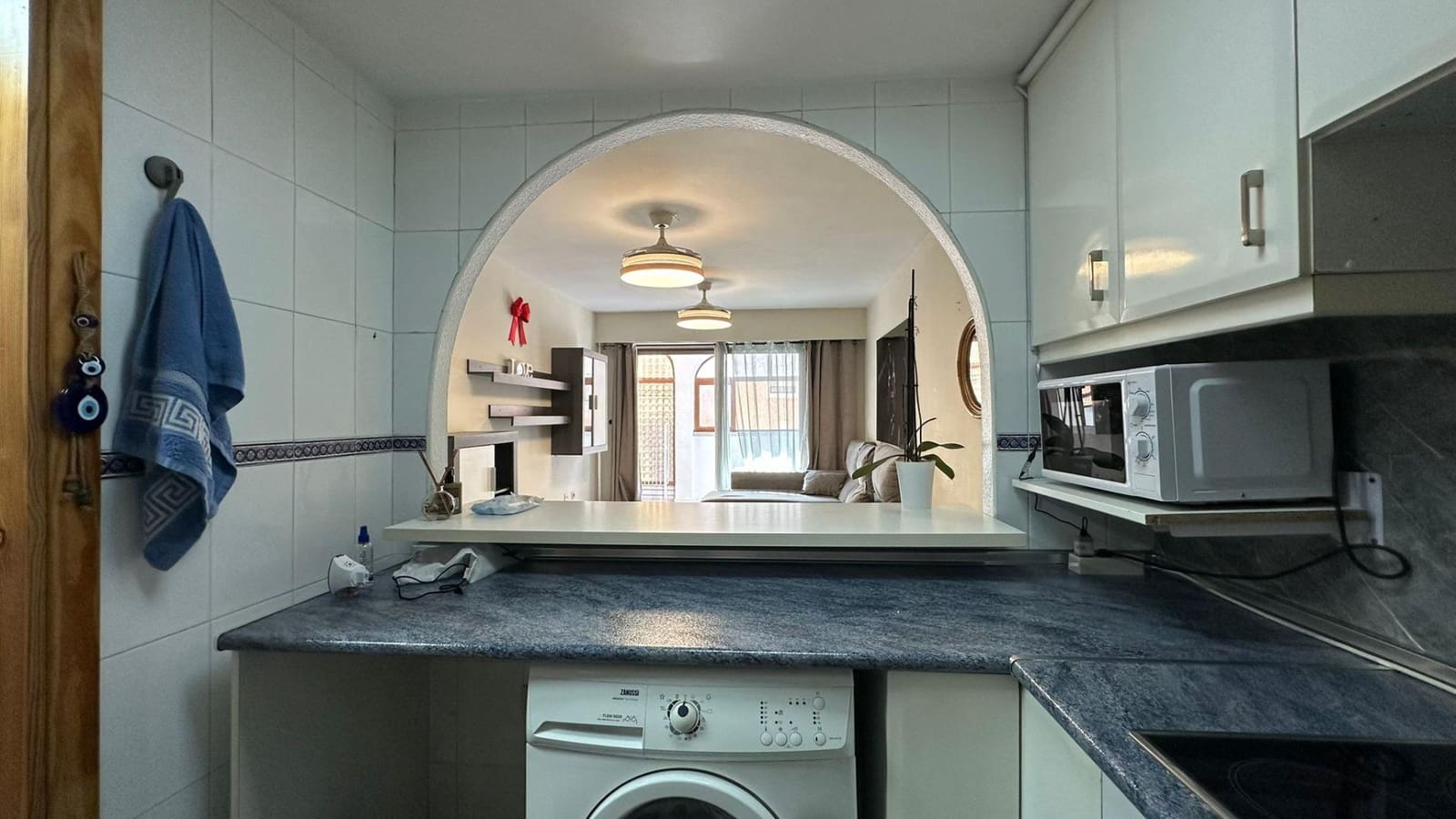 Apartamento de 3 habitaciones en Torrevieja en venta con piscina - 169.900 € (Ref: 9611331)