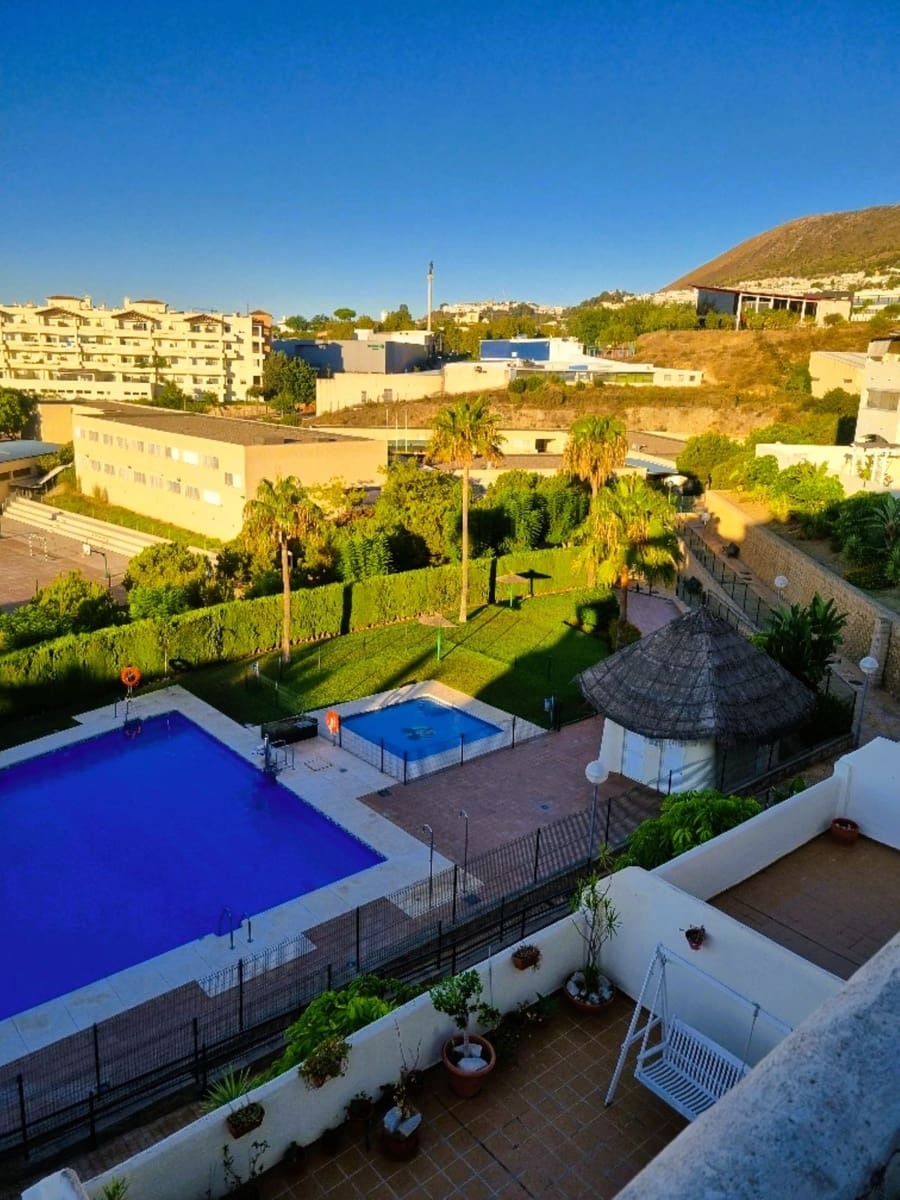 2 soveværelse Penthouse til salg i Benalmadena - € 355.000 (Ref: 9611332)