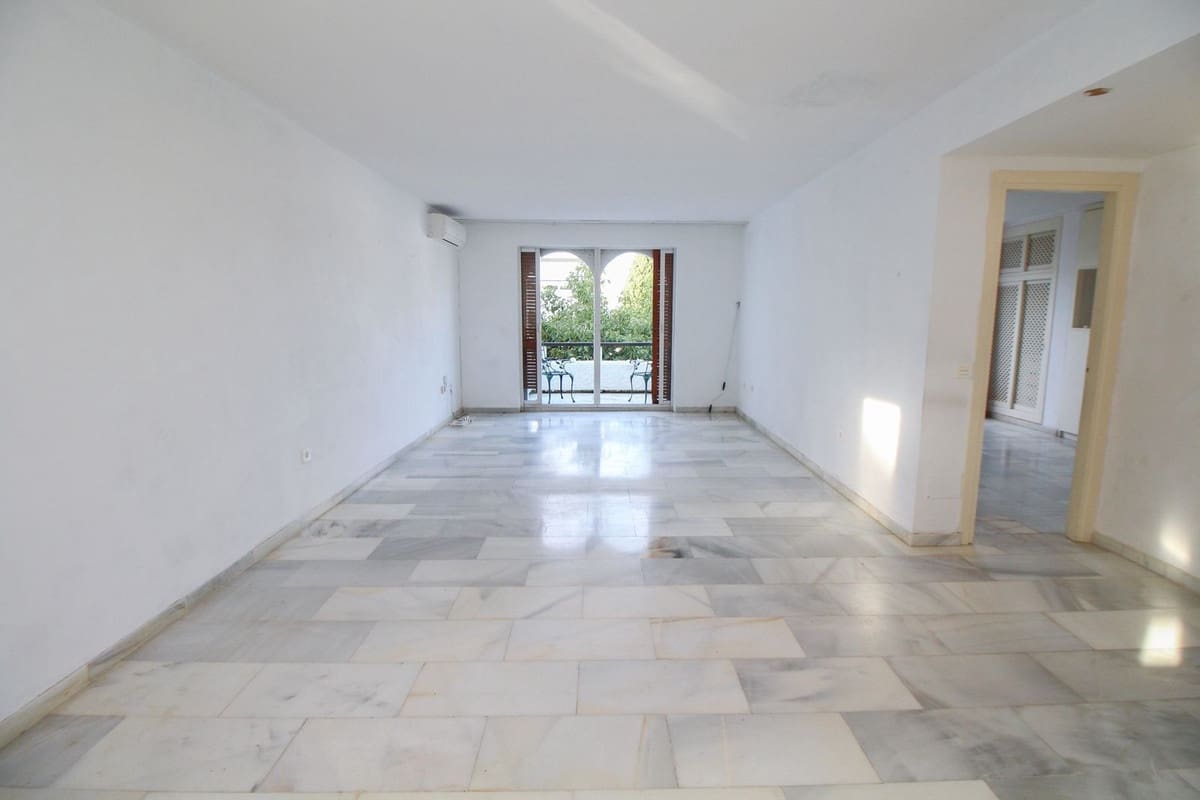2 quarto Penthouse para venda em Nueva Andalucia - 525 000 € (Ref: 9611333)