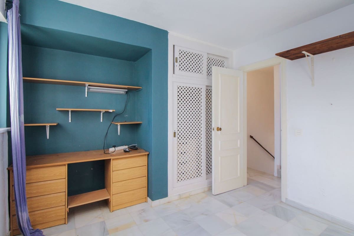 2 quarto Penthouse para venda em Nueva Andalucia - 525 000 € (Ref: 9611333)