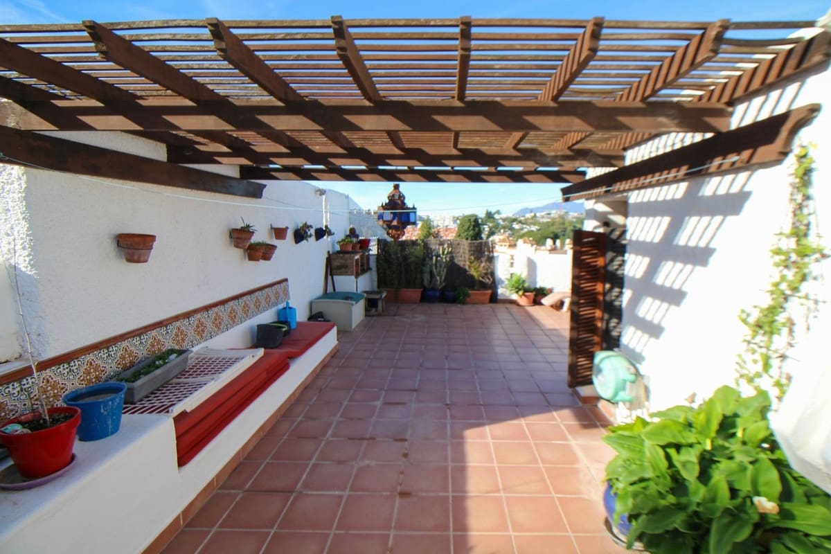 2 quarto Penthouse para venda em Nueva Andalucia - 525 000 € (Ref: 9611333)