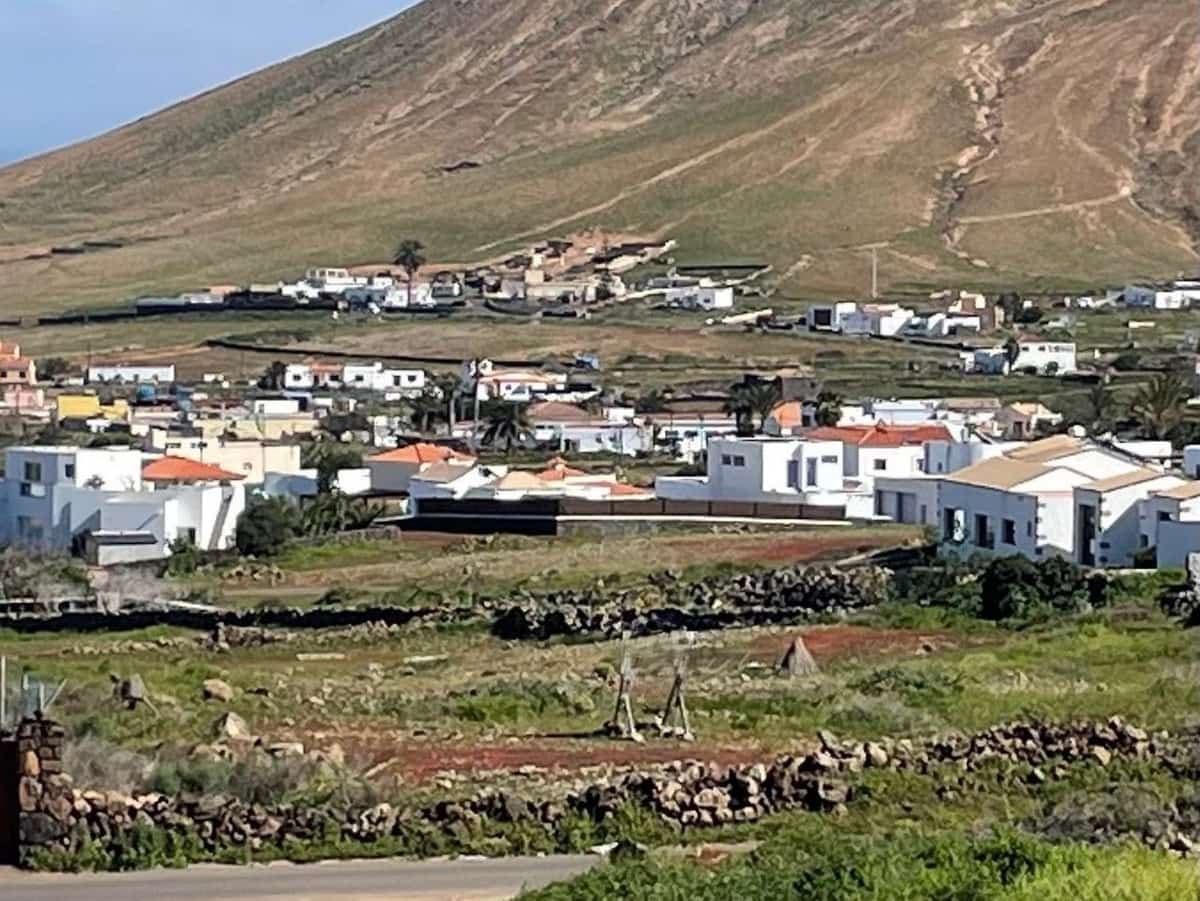 Building Plot for sale in Villaverde - € 195,000 (Ref: 9615474)