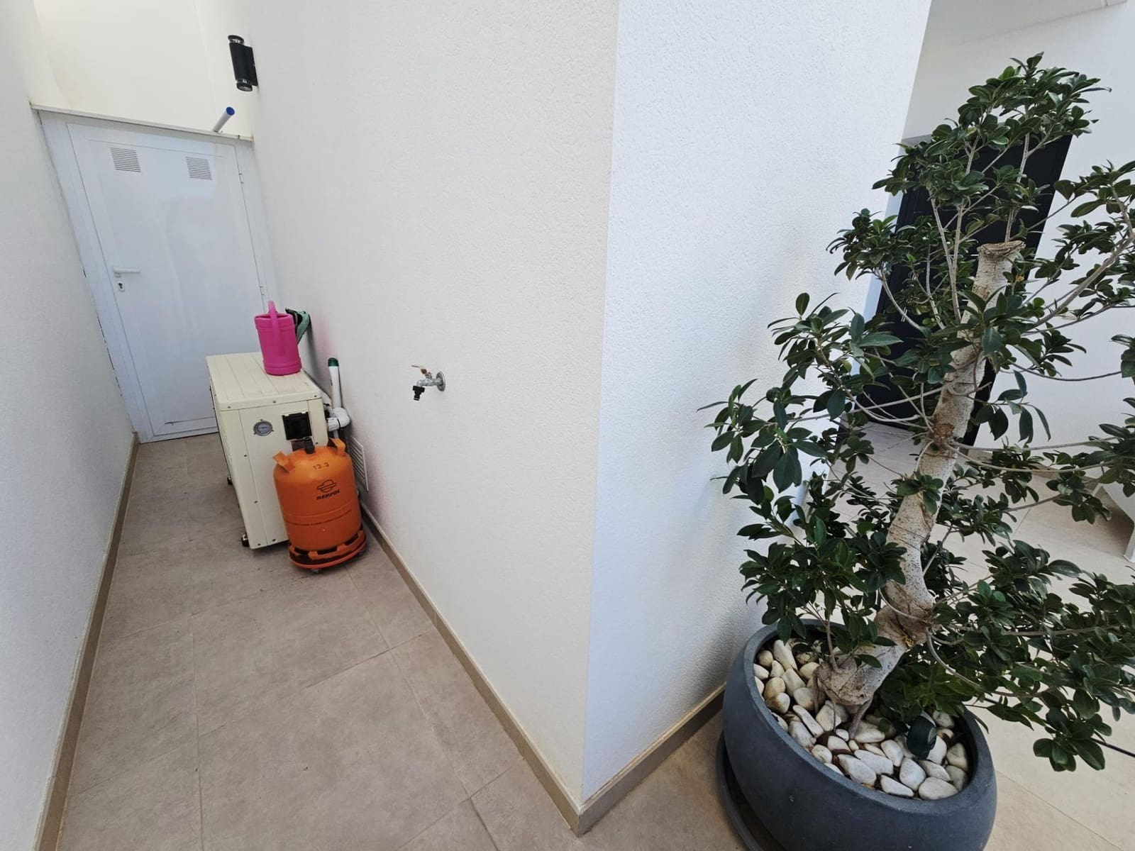 3 soveværelse Villa til salg i Benijofar med swimmingpool garage - € 439.000 (Ref: 9615482)