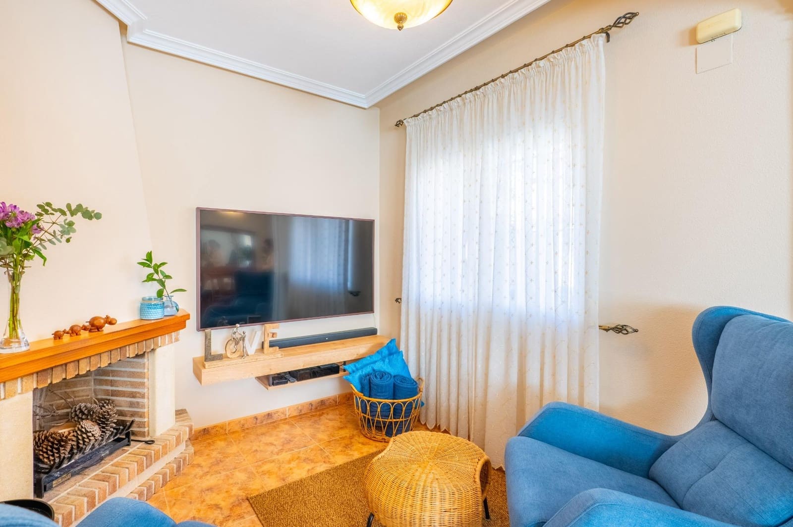 2 makuuhuone Huoneisto myytävänä paikassa Orihuela Costa mukana uima-altaan - 258 500 € (Ref: 9615483)