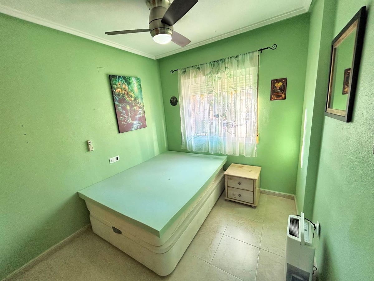 Pareado de 4 habitaciones en Villamartin en venta con piscina garaje - 249.900 € (Ref: 9615487)