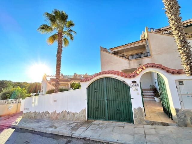 4 chambre Villa/Maison Semi-Mitoyenne à vendre à Villamartin, Orihuela avec piscine garage - 249 900 € (Ref: 9615487)