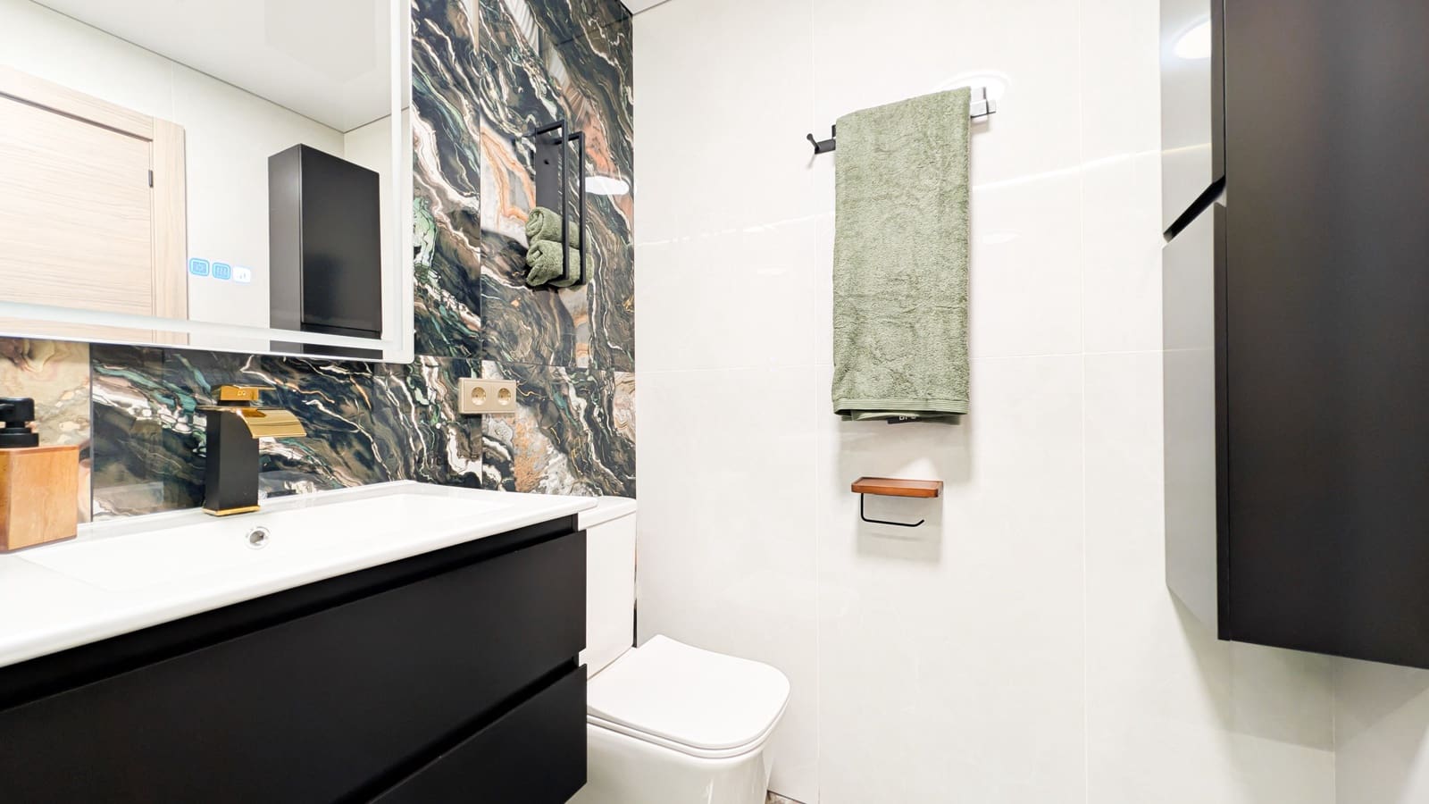 2 sypialnia Apartament na sprzedaż w Torrevieja - 174 800 € (Ref: 9621765)