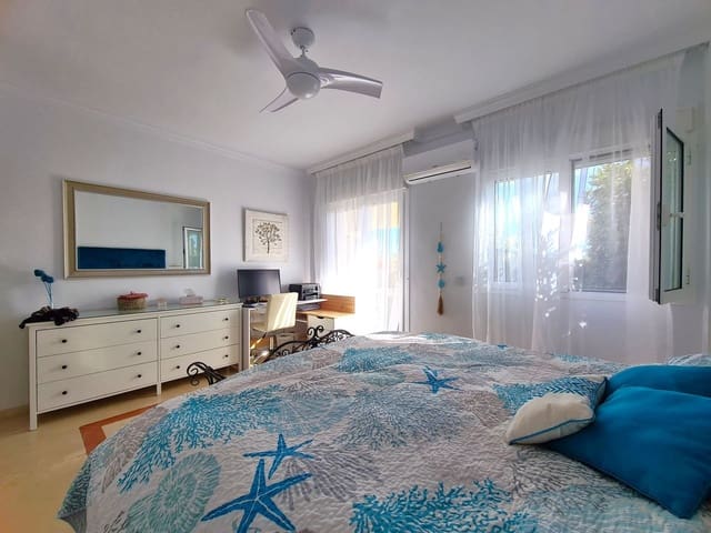 Apartamento de 3 habitaciones en Sotogrande, San Roque en venta - 579.000 € (Ref: 9621771)