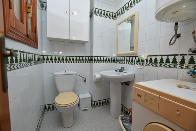 3 soveværelse Byhus til salg i Los Europeos, Torrevieja med garage - € 189.000 (Ref: 9621781)