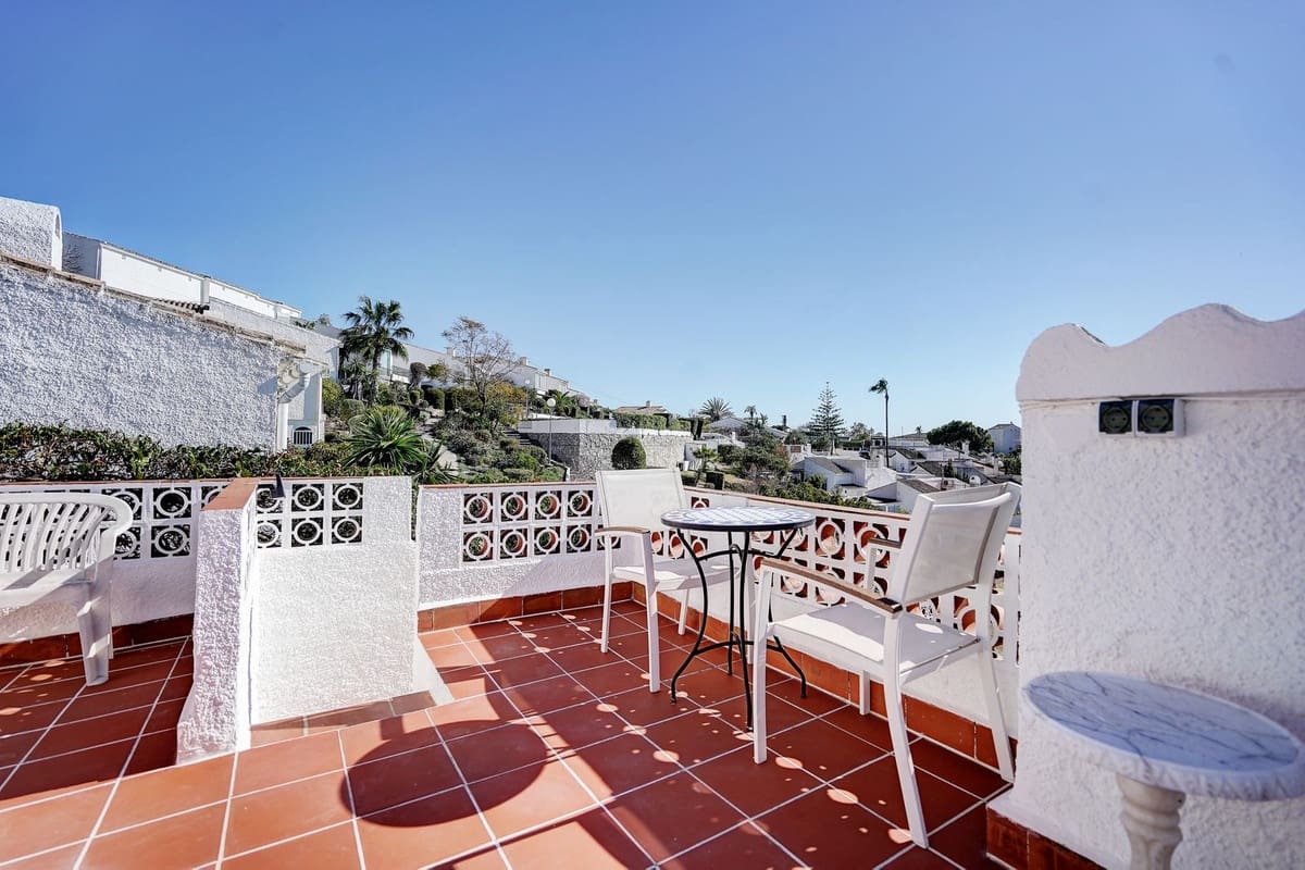 2 soverom Villa til salgs i Calahonda - € 385 000 (Ref: 9621786)