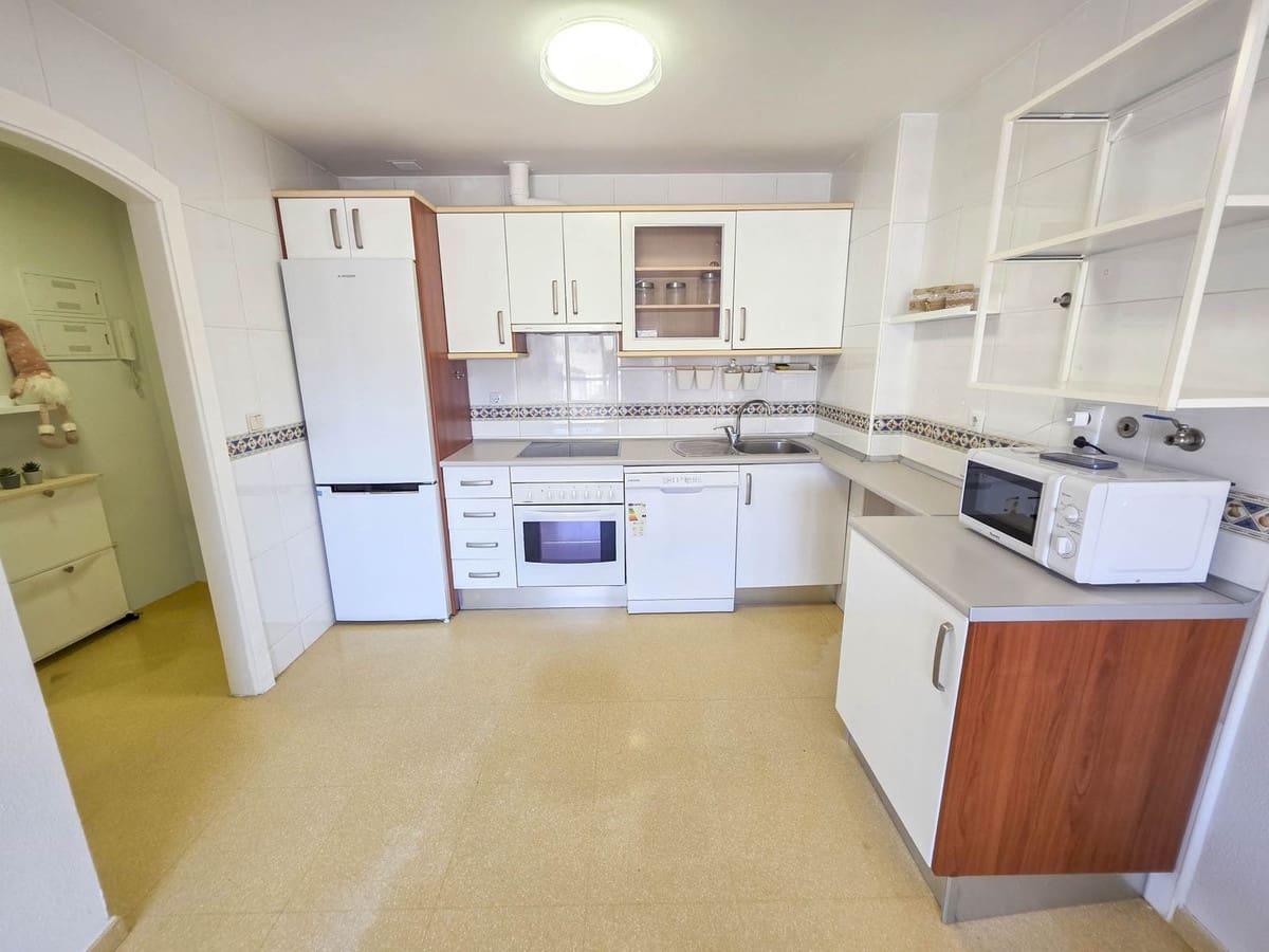 2 Zimmer Apartment zu verkaufen in San Luis de Sabinillas mit Pool Garage - 340.000 € (Ref: 9621787)