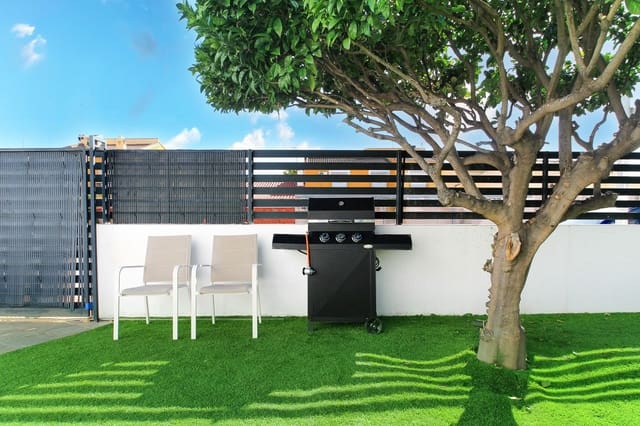 2 sovrum Villa till salu i Aguas Nuevas, Torrevieja med pool garage - 339 000 € (Ref: 9622871)