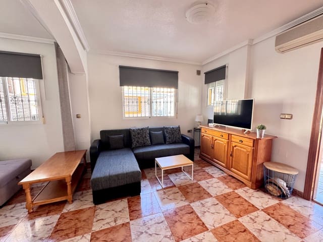 2 bedroom Townhouse for sale in Villamartin, Orihuela - € 185,000 (Ref: 9625675)