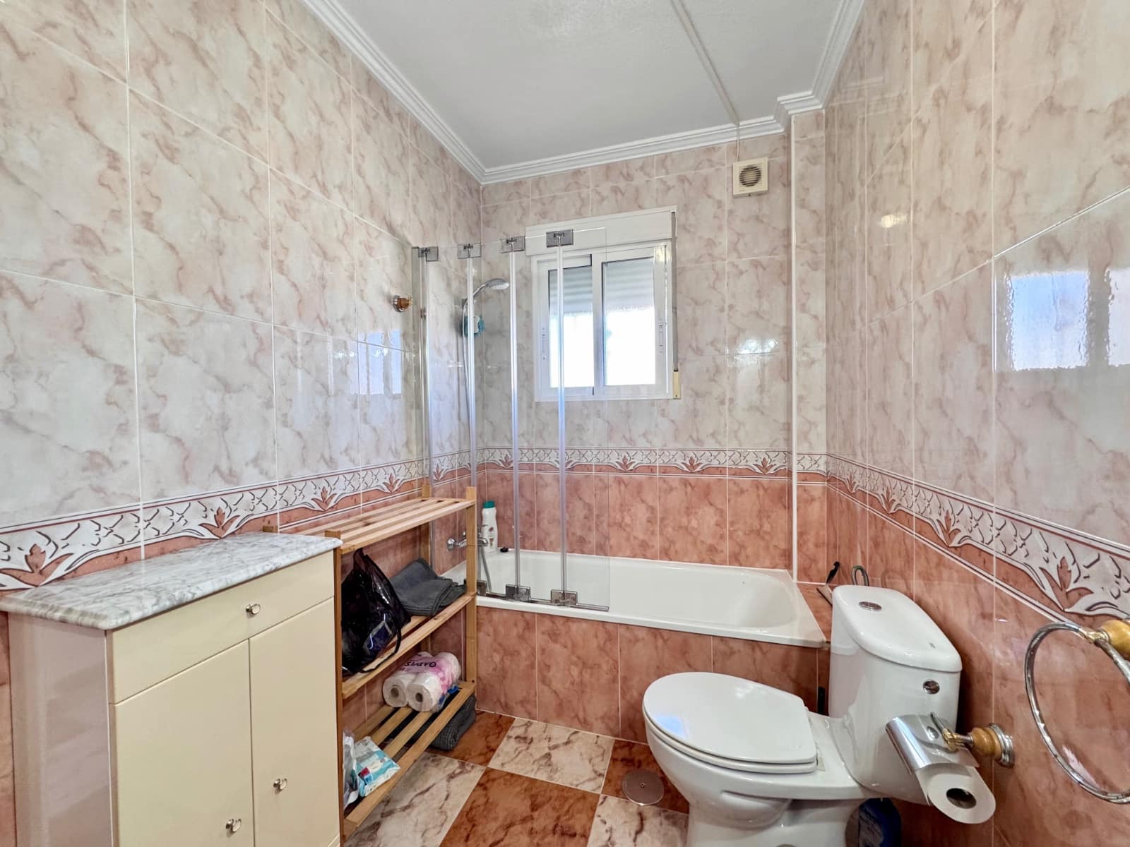 2 bedroom Townhouse for sale in Villamartin - € 185,000 (Ref: 9625675)