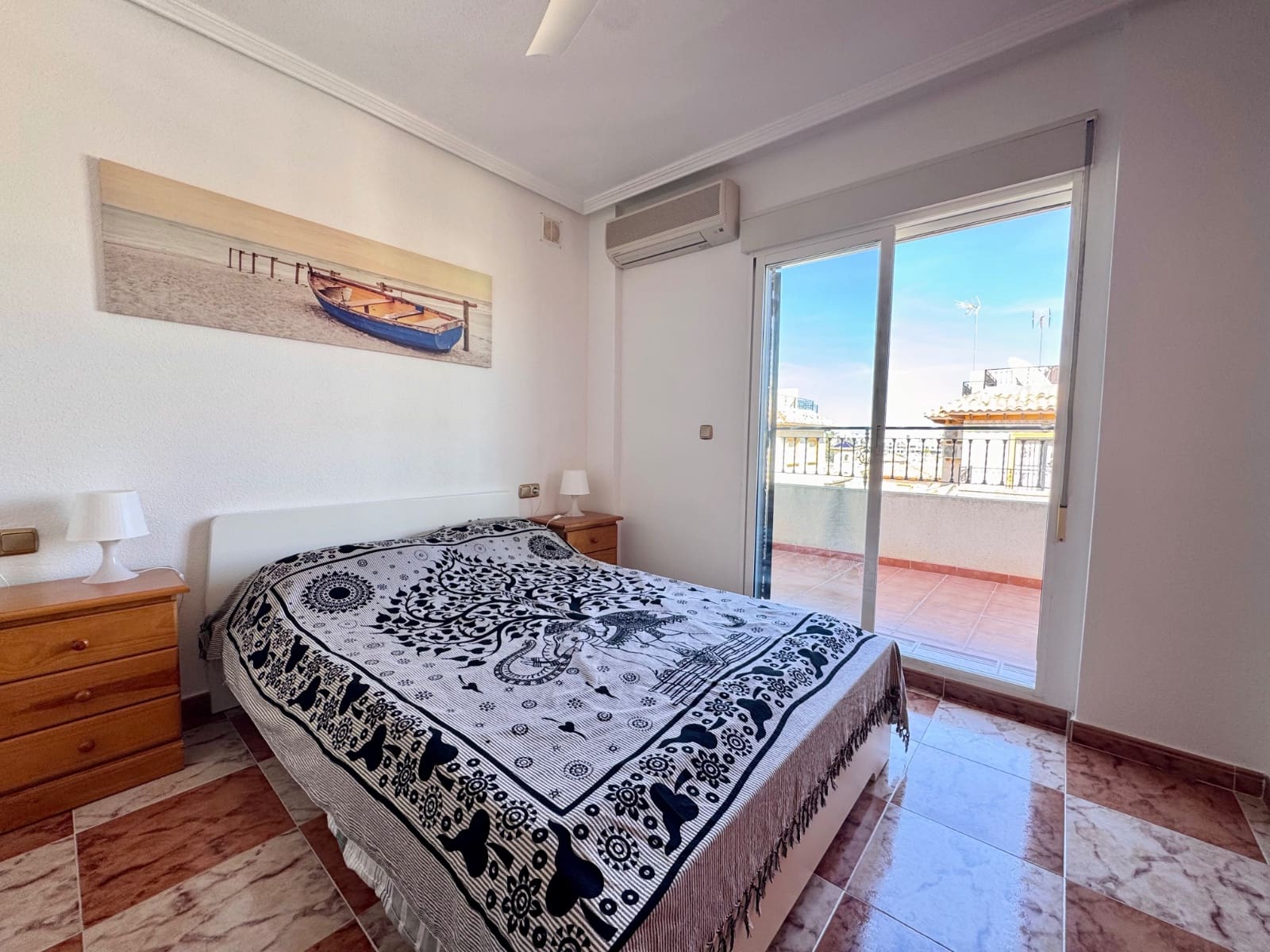 2 bedroom Townhouse for sale in Villamartin - € 185,000 (Ref: 9625675)