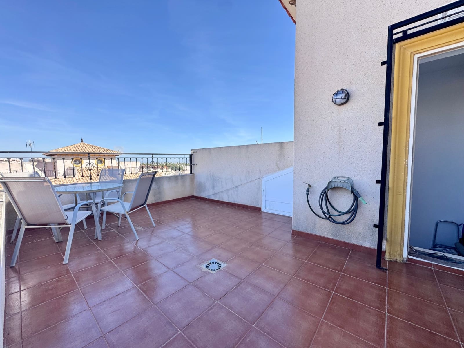 2 bedroom Townhouse for sale in Villamartin - € 185,000 (Ref: 9625675)