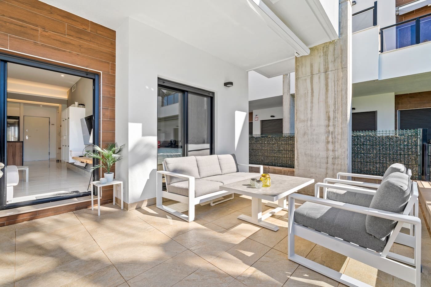 2 bedroom Apartment for sale in Guardamar del Segura with pool garage - € 265,000 (Ref: 9625677)