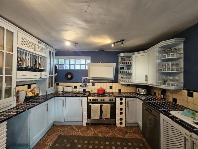 4 quarto Casa em Banda para venda em Manilva Pueblo, Manilva com garagem - 345 000 € (Ref: 9625679)