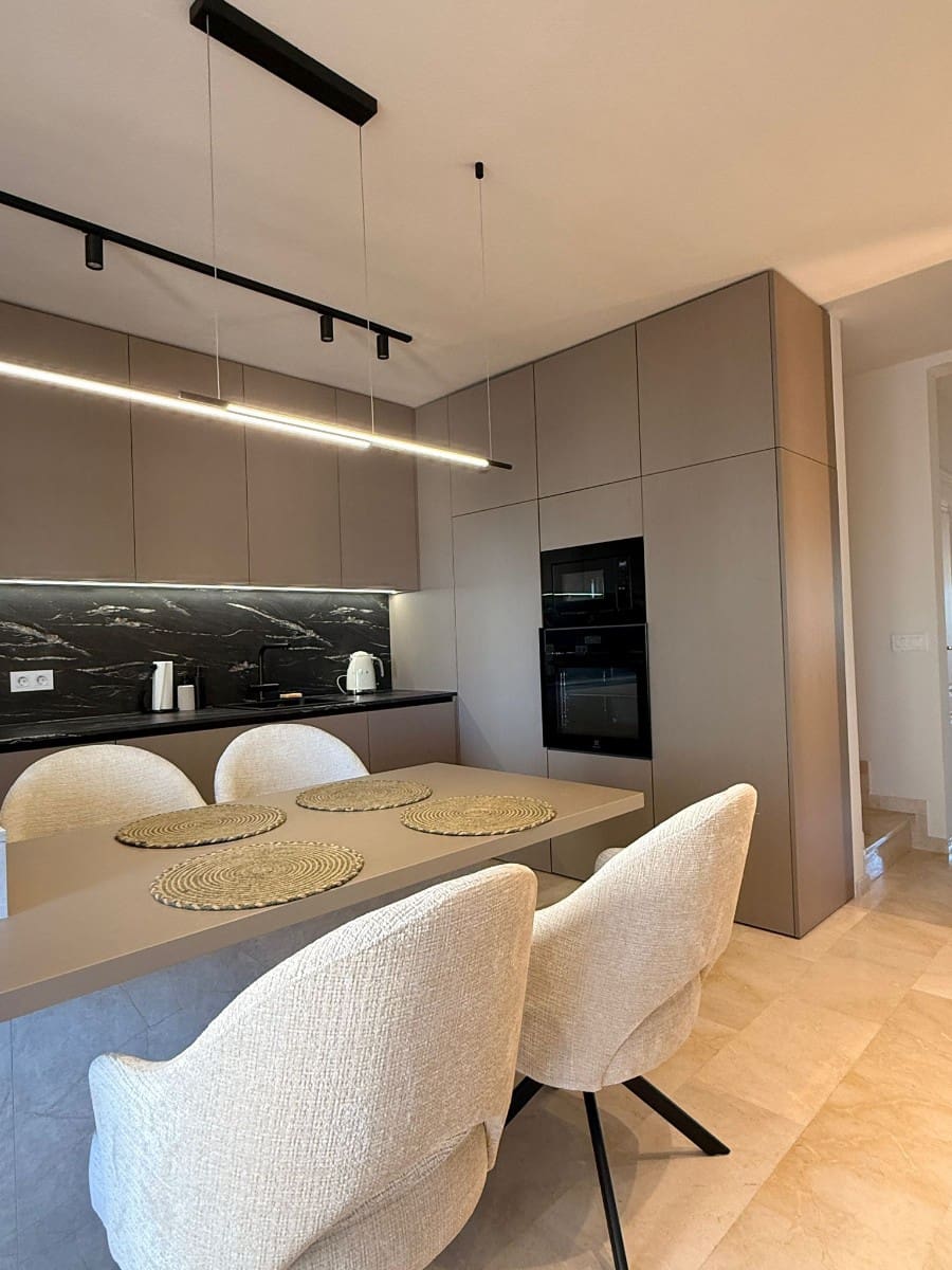 3 chambre Appartement à vendre à Orihuela avec piscine garage - 398 000 € (Ref: 9629381)